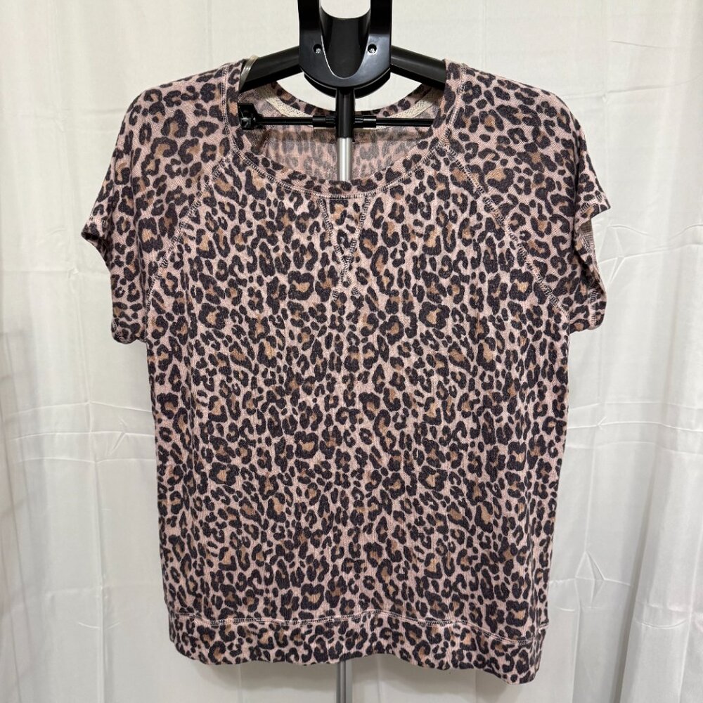 Rewind Brand Pink Leopard Pattern Short Sleeved Top - Size XL - Women's Shirt